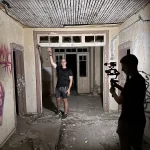 Призрачна изоставена сграда